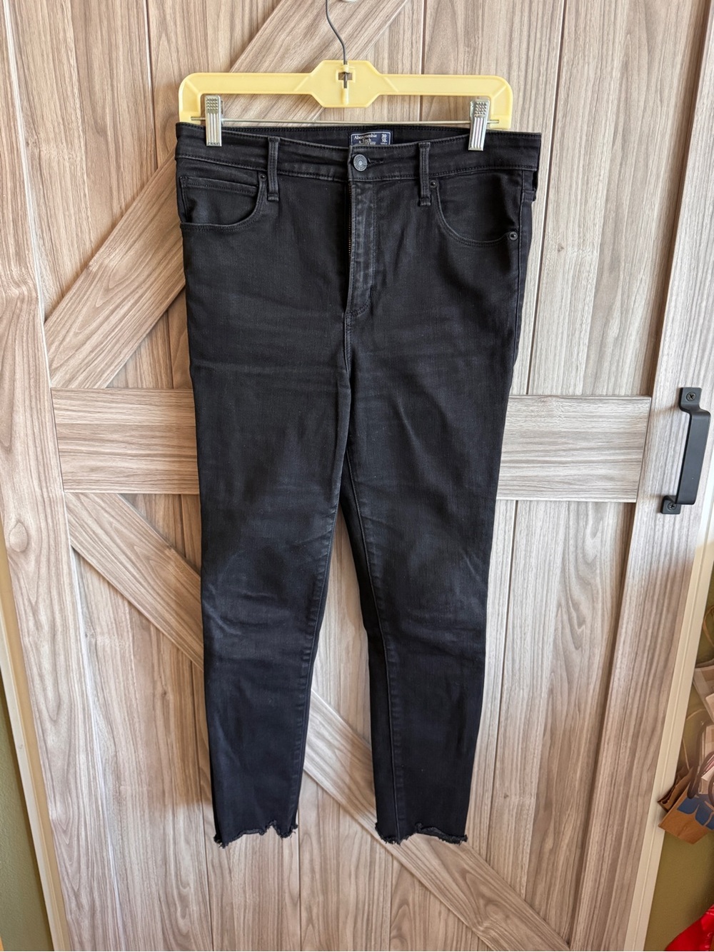 Abercrombie & Fitch Black Women's Skinny Jeans